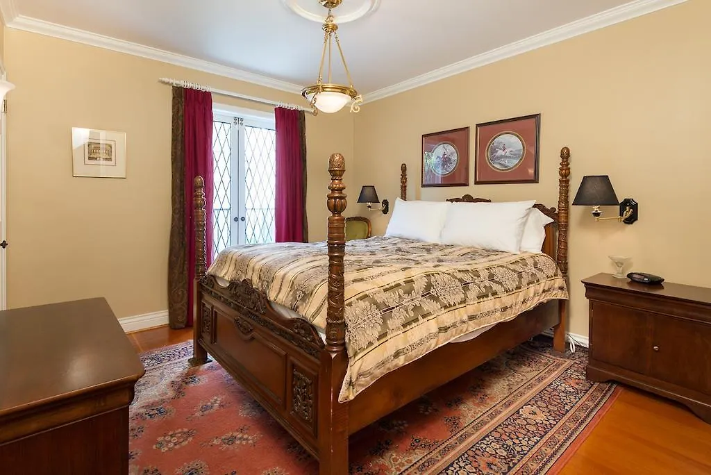 The English Bay Inn Langley