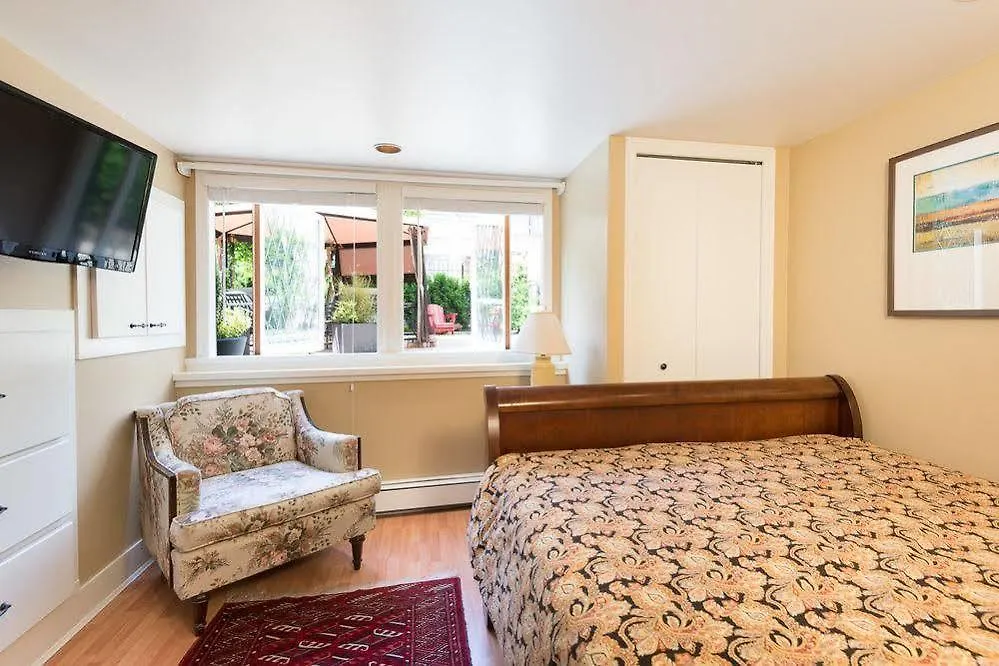The English Bay Inn Langley