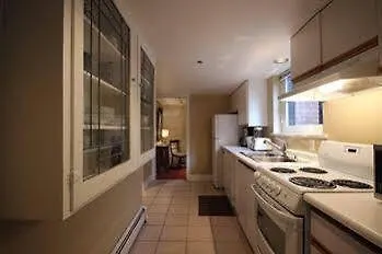 The English Bay Inn Langley 4*,  Kanada